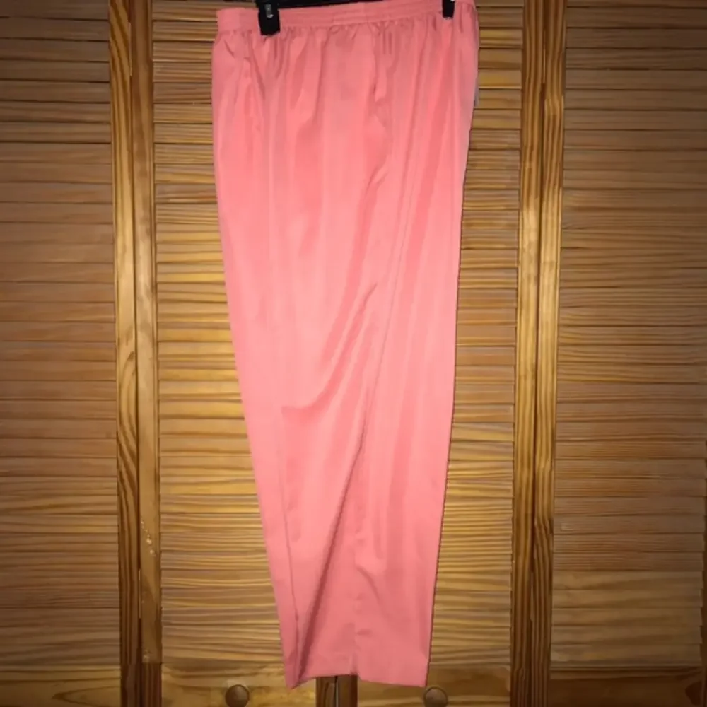 Alfred Dunner Pull On‎ Pants Size 18 New with Tag